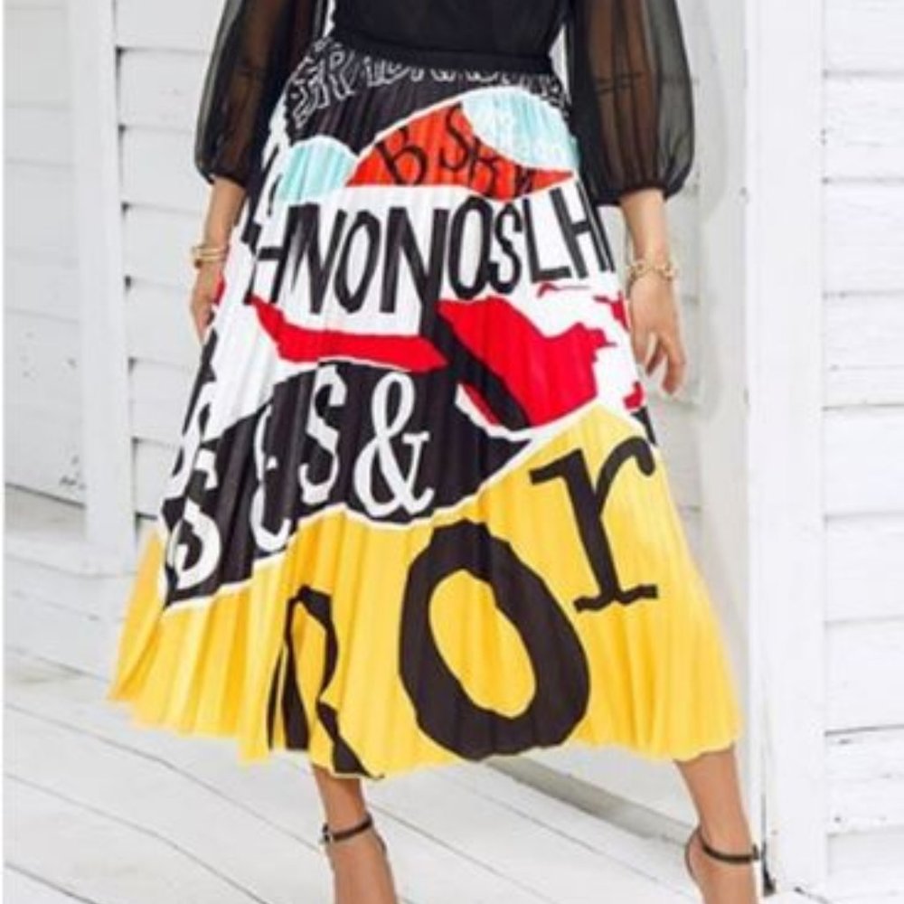 Voguish Graphic-Print Skirt